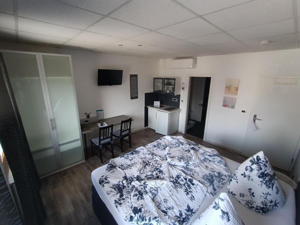Boardinghouse Sinsheim Zentral Am Burgplatzホステル エクステリア 写真