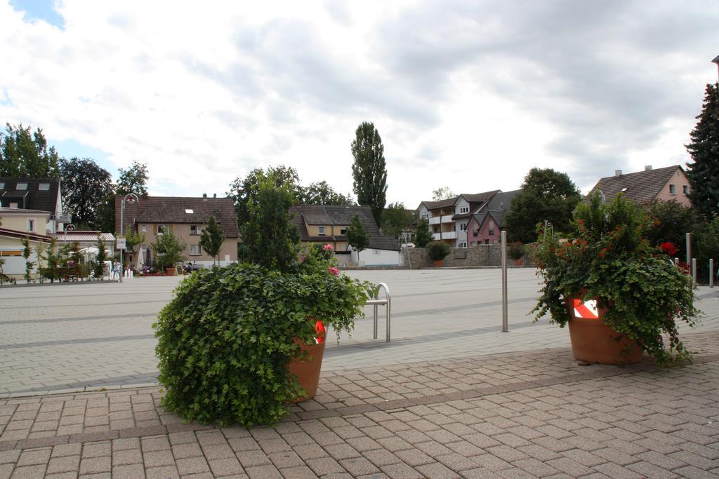 Boardinghouse Sinsheim Zentral Am Burgplatzホステル エクステリア 写真