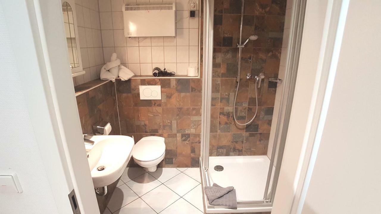 Boardinghouse Sinsheim Zentral Am Burgplatzホステル エクステリア 写真