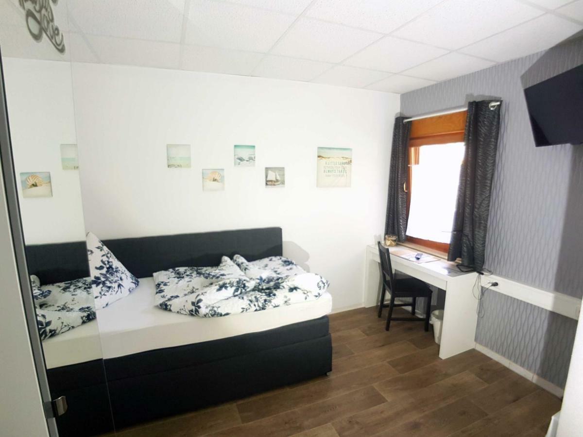 Boardinghouse Sinsheim Zentral Am Burgplatzホステル エクステリア 写真